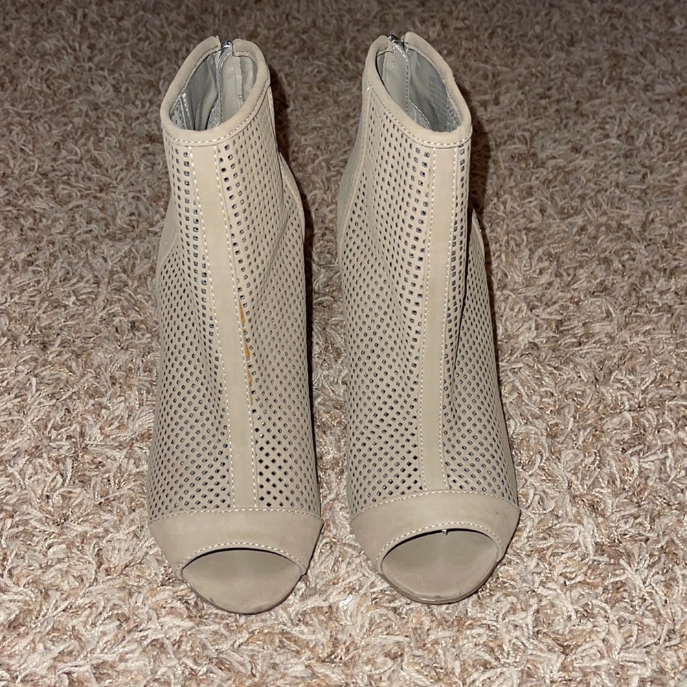Juicy Couture Heels